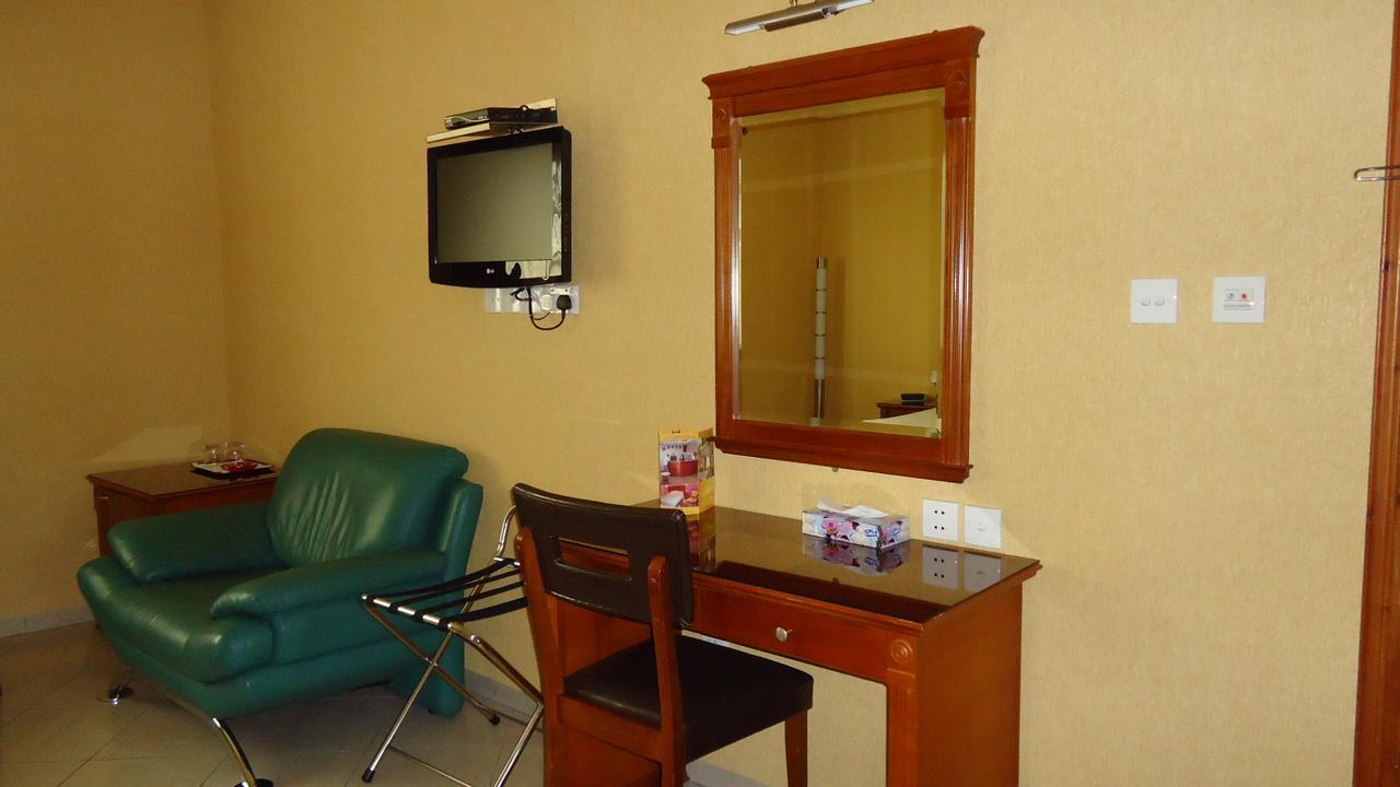 Sweet Hotel Rouiba Bagian luar foto