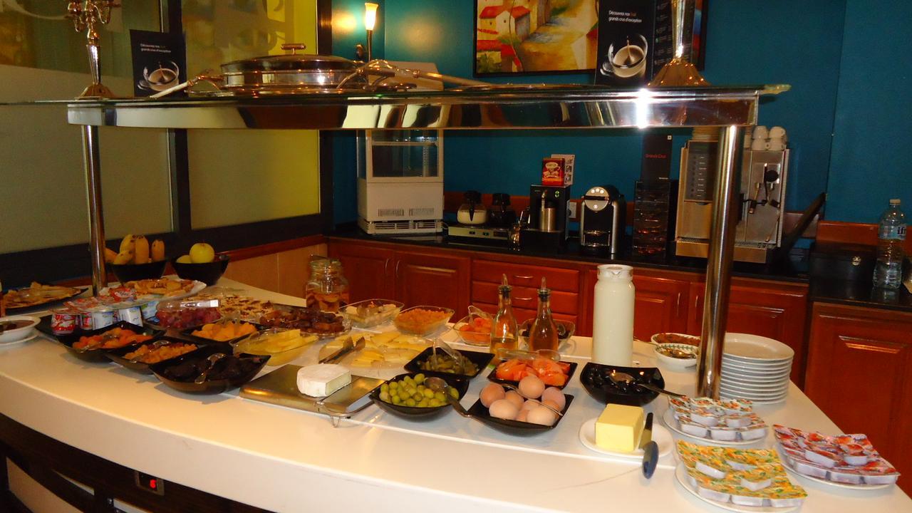 Sweet Hotel Rouiba Bagian luar foto